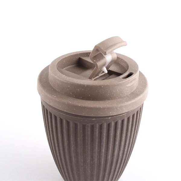 旅行杯和帶蓋馬克杯