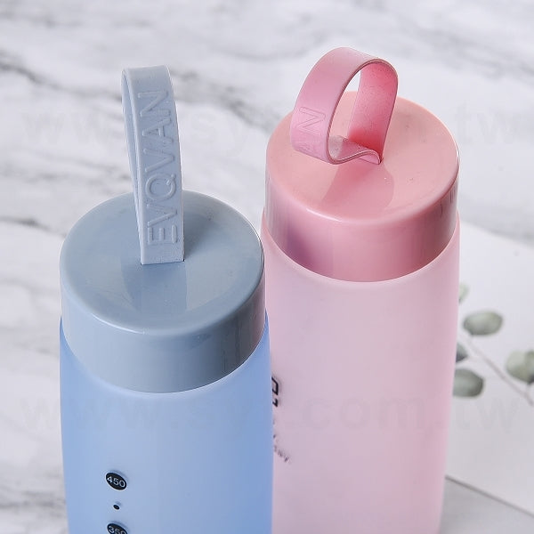 520ml運動水杯-旋蓋式塑料水瓶-附矽膠提繩