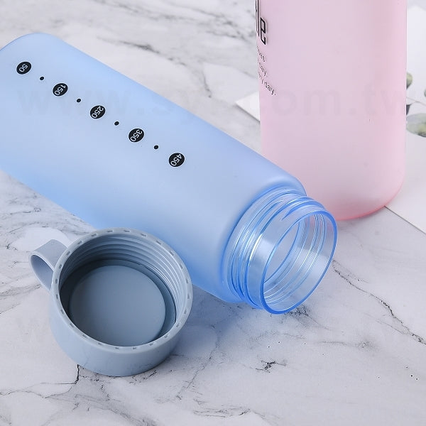 520ml運動水杯-旋蓋式塑料水瓶-附矽膠提繩