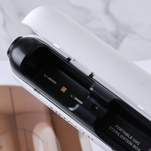 旅行便攜式牙刷UVC消毒盒