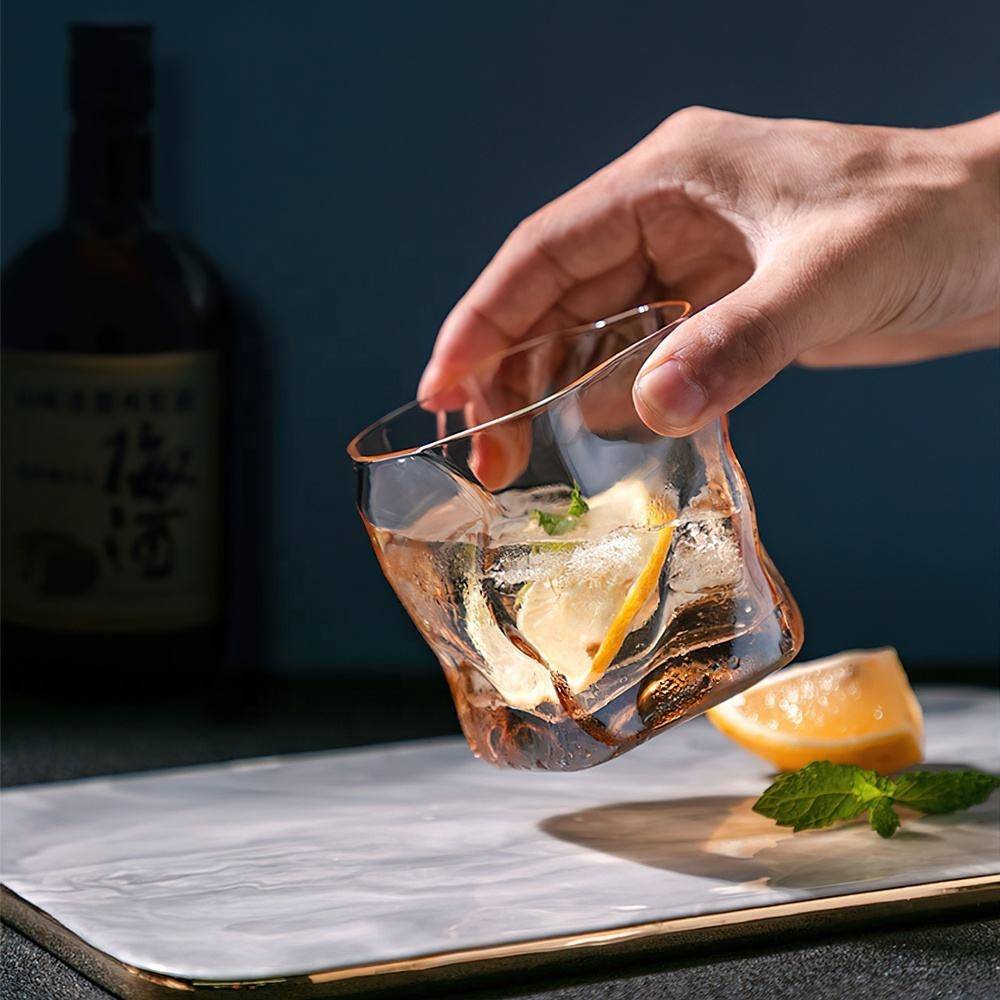 扭紋造形玻璃威士忌酒杯