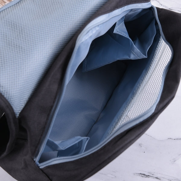 吊掛旅行用盥洗包