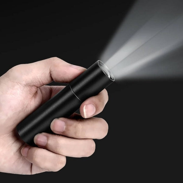 變焦鋁合金LED手電筒