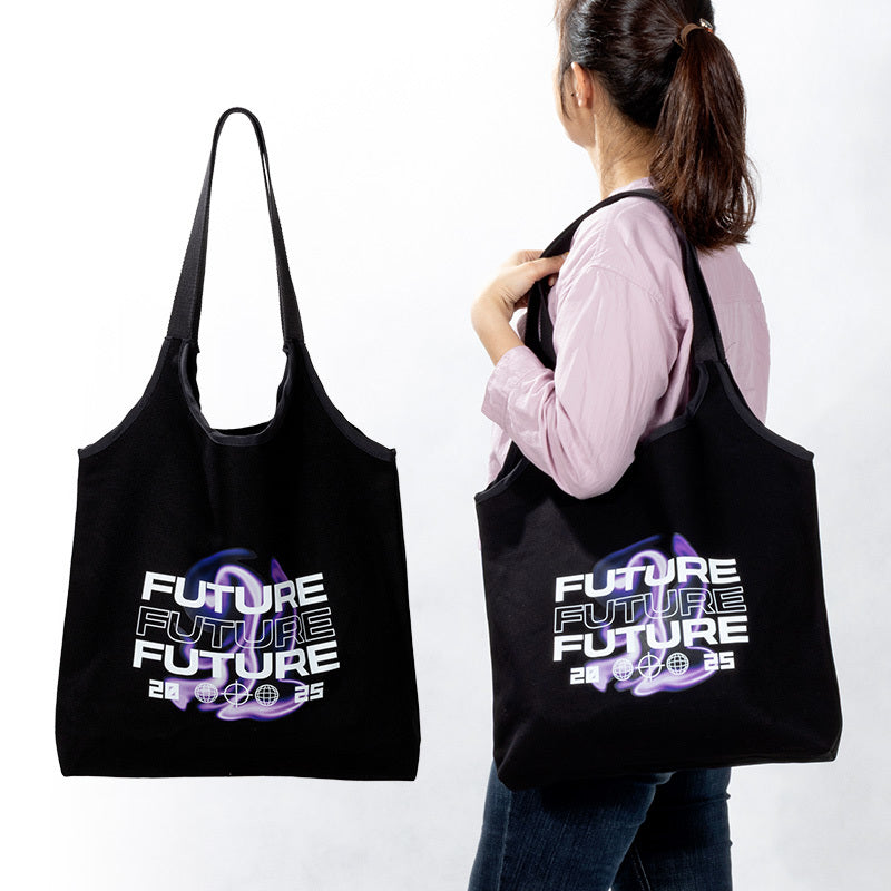 全彩燙印簡約風黑色帆布背心包