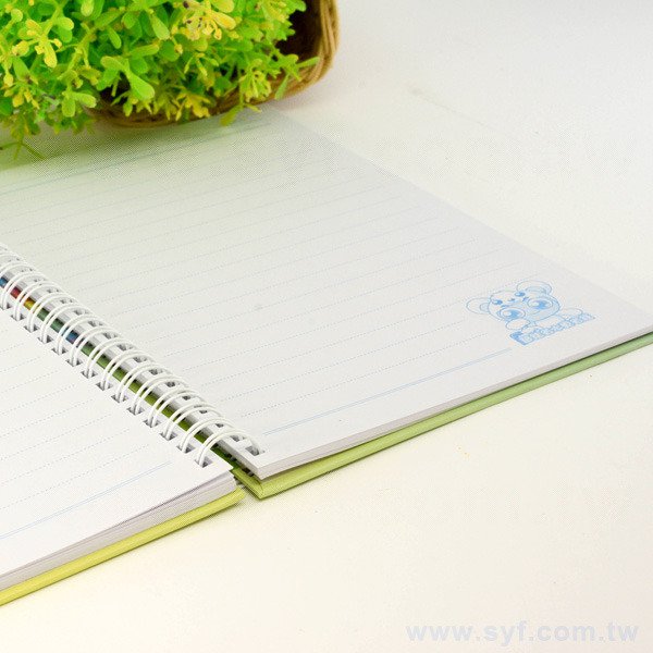 環裝筆記本
