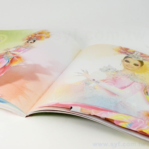 書籍印刷-穿線膠裝-師生創作集