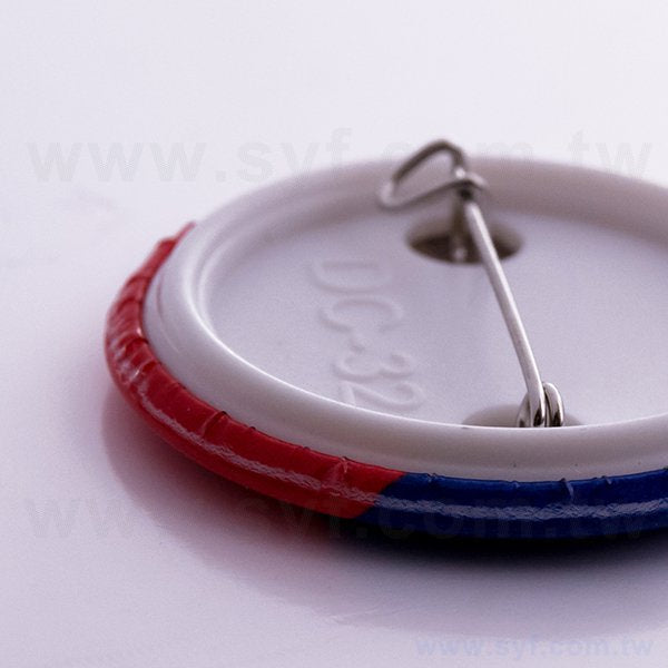 別針胸章-32mm圓形亮膜胸章製作-學校企業禮贈品客製化胸章設計