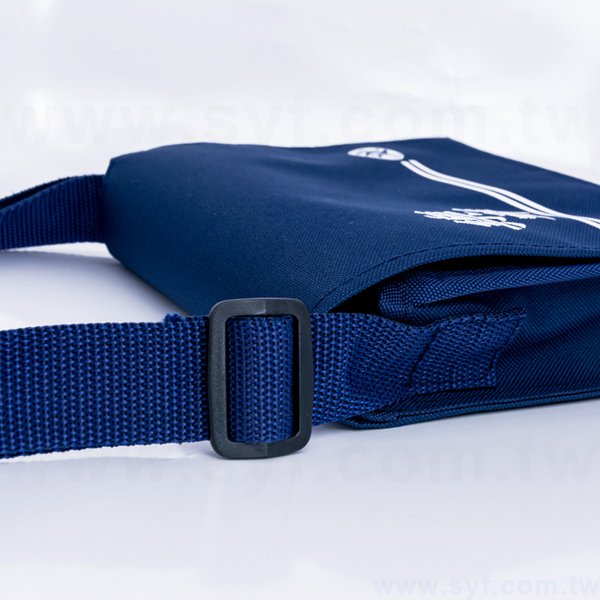 防水中書包-20x6單面單色印刷-特多龍材質製作-學校紀念品防水書包推薦