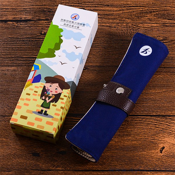 卷軸式筆袋加釦