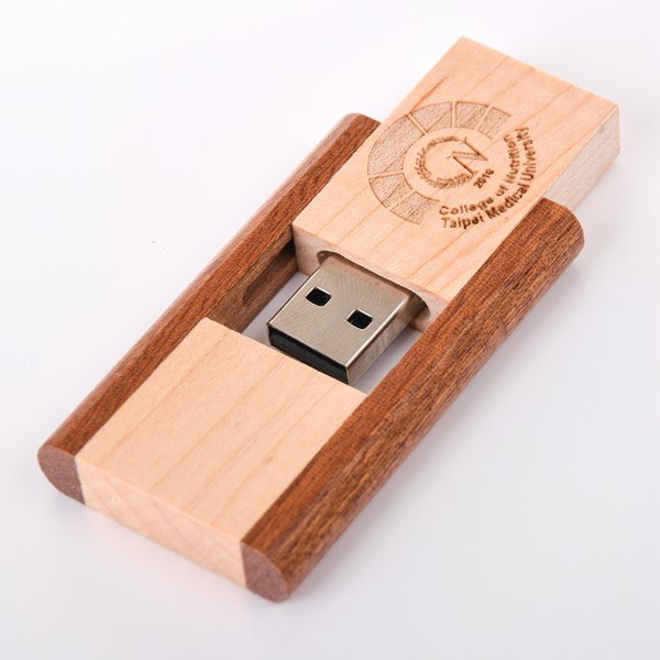 環保隨身碟-原木禮贈品USB-木製翻轉隨身碟-客製隨身碟容量-採購訂製印刷推薦禮品