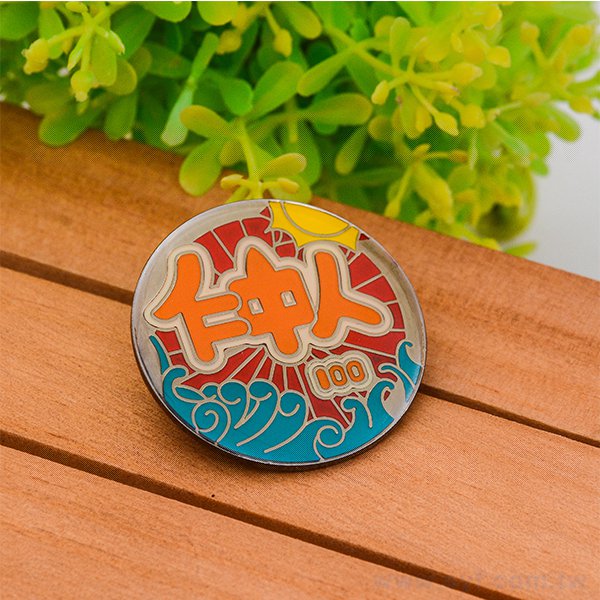 圓形金屬胸章別針