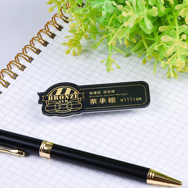 造型別針胸牌