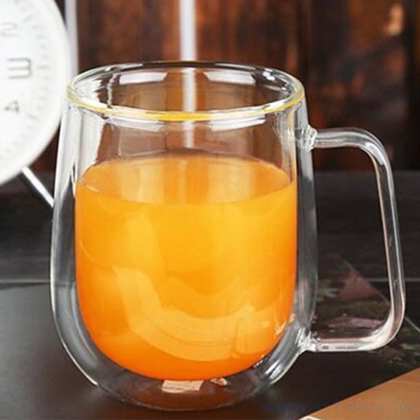 玻璃杯