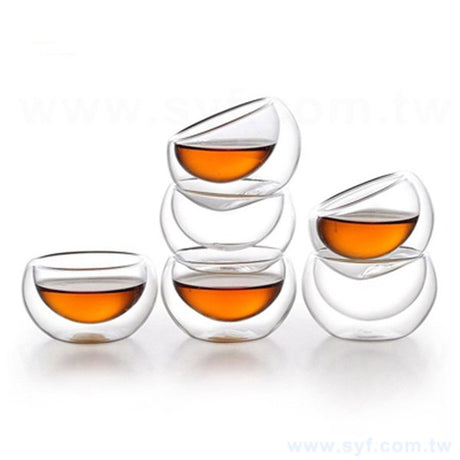 玻璃杯