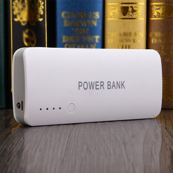 3USB孔行動電源