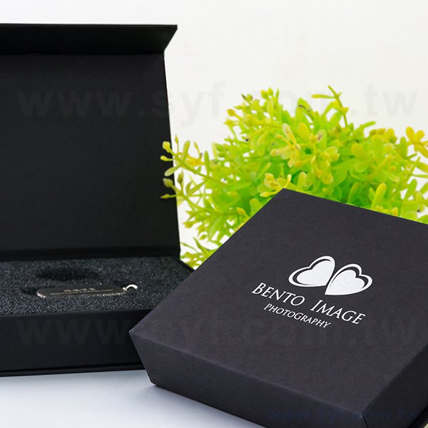 磁吸式紙盒-掀蓋禮物盒-內層附緩衝泡棉-客製化禮贈品包裝盒